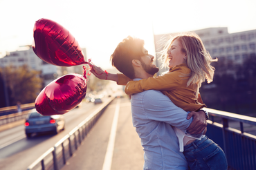 Jak znaleźć idealnego partnera? Ekspertka dzieli się 7 prostymi radami