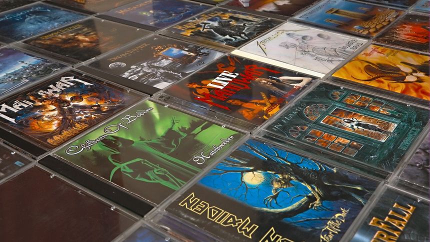 Tanie płyty CD w Biedronce