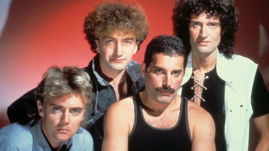 Queen, Freddie Mercury