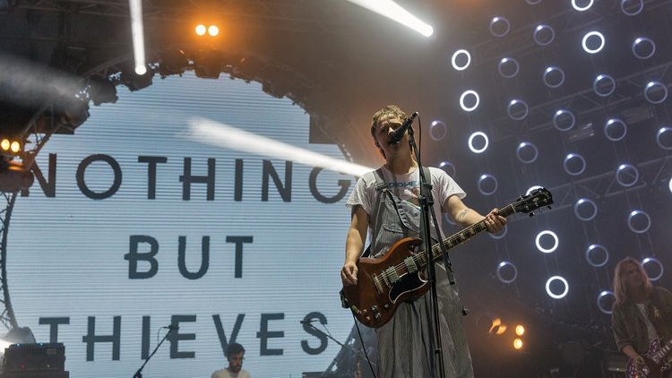 Nothing But Thieves