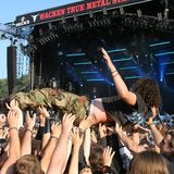 Metalowy koncert
