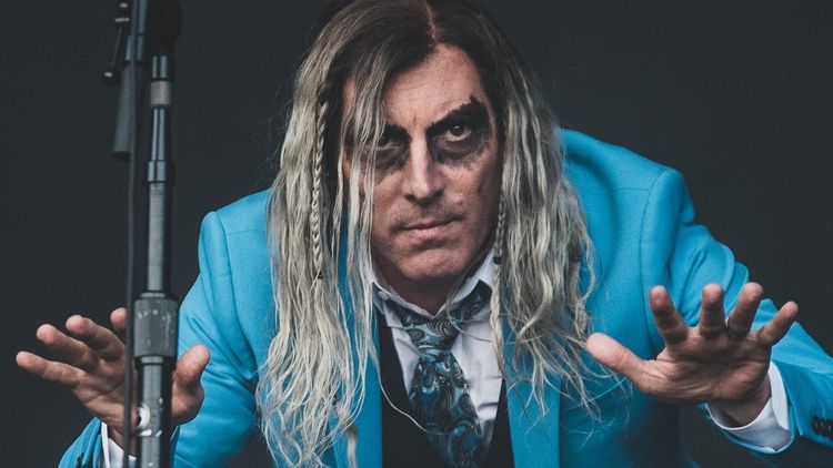Maynard James Keenan
