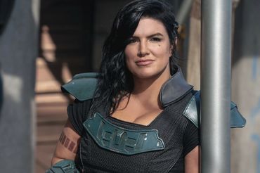 The Manadalorian - Gina Carano jako Cara Dune - kadr z serialu Star Wars