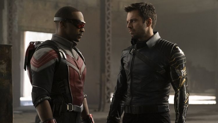 Falcon and Winter Soldier - Anthony Mackie i Sebastian Stan - kadr z serialu Marvela