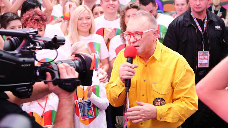 Jurek Owsiak w studiu WOŚP