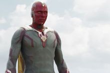 Paul Bettany (Vision) - Kapitan Ameryka: Wojna Bohaterów - kadr z filmu Marvela