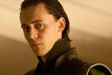 Thor - Tom Hiddleston (Loki) - kadr z filmu Marvela