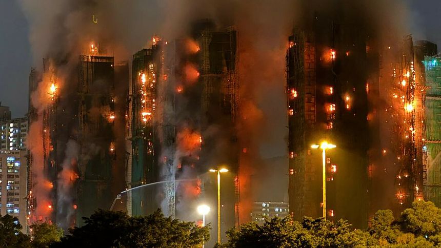 Pożar budynków w Hongkongu