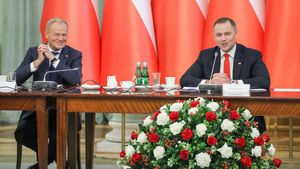 Donald Tusk i Karol Nawrocki