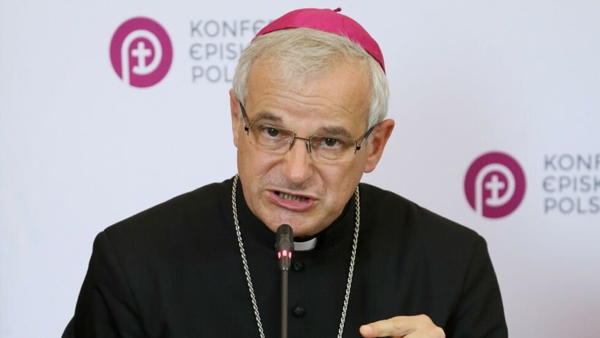 Biskup świdnicki Marek Mendyk