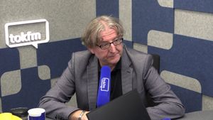 Roman Mazur wygra z Hołownią?