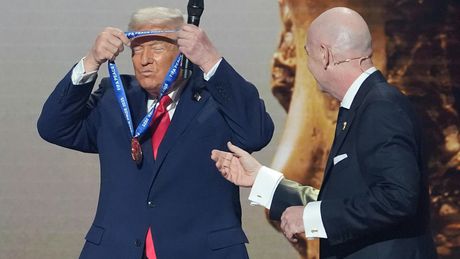 Donald Trump i szef FIFA Gianni Infantino