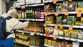 Stoisko z olejem w jednym z supermarketów
