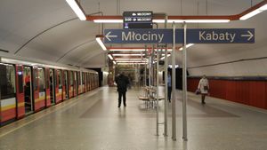 Stacja metra Pole Mokotowskie