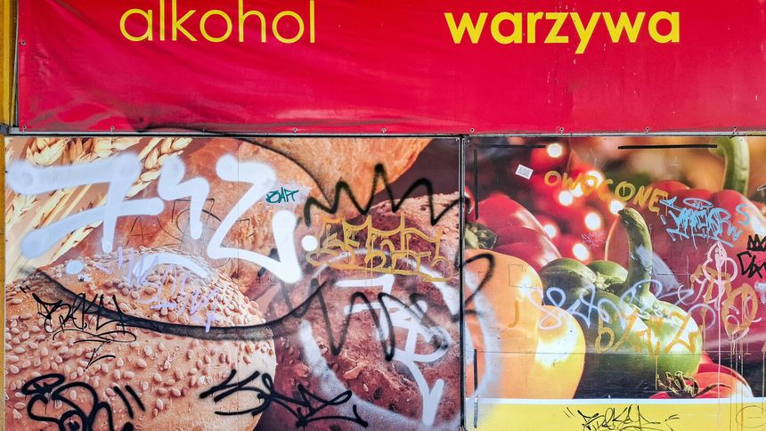 Alkohol w Polsce jest łatwo dostępny i stosunkowo tani
