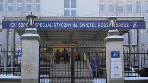  Szpital Specjalistyczny im. Św. Rodziny przy ul. Madalińskiego w Warszawie