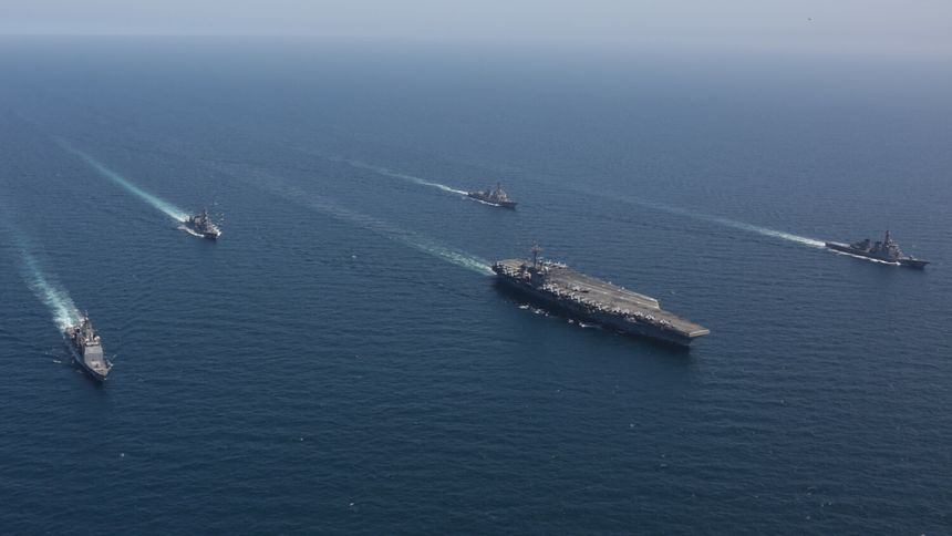 Lotniskowiec USS Abraham Lincoln