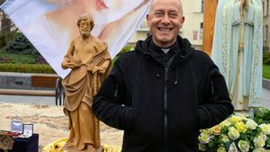 ks. Dominik Chmielewski