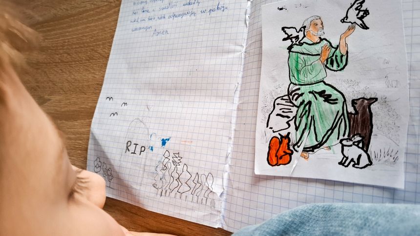 Fundacja Wolność od Religii nagłaśnia naruszenia związane z nieodpowiednim organizowaniem lekcji religii w szkołach