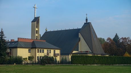 Parafia św. Faustyny w Warszawie na Bródnie