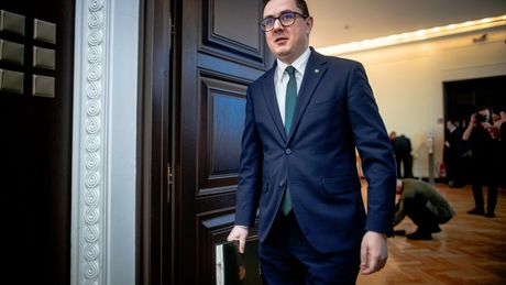 Rozmowy z górnikami prowadzi Miłosz Motyka