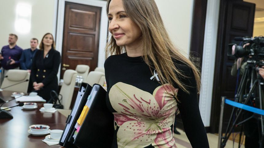 Ministra Agnieszka Dziemianowicz-Bąk