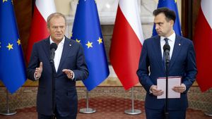 Donald Tusk, Andrzej Domanski