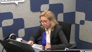 Dominika Wielowieyska w studiu TOK FM