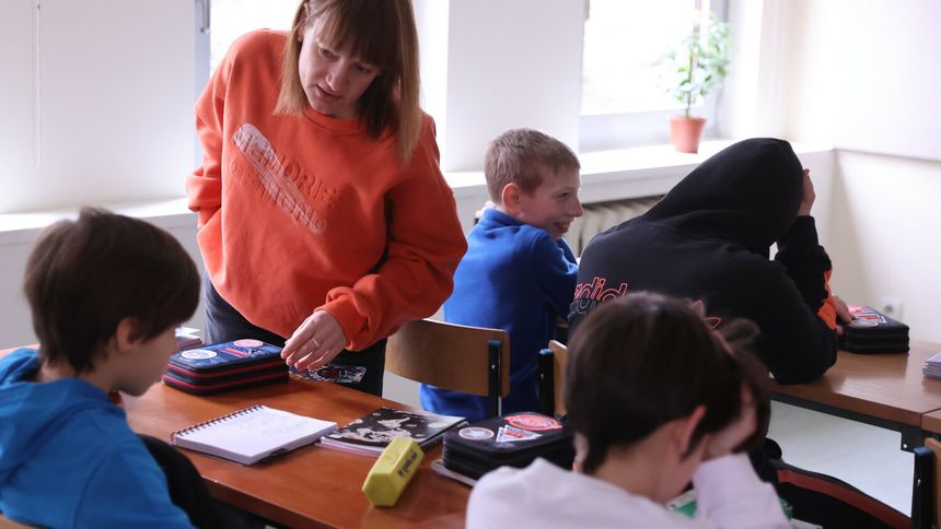 W polskich szkołach uczy się około 200 tys. dzieci z Ukrainy