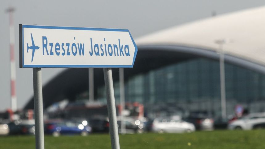 Lotnisko w Rzeszowie wstrzymało operacje 