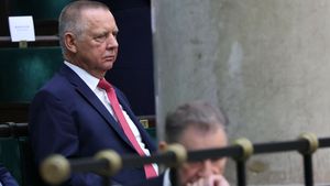 Marian Banaś podczas zaprzysiężenia Karola Nawrockiego