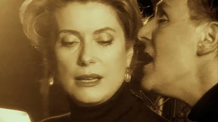 To duży klasyk lat 90. Powstał na strychu