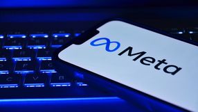 smartfon z logo Meta