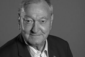 Nie żyje Erich von Daeniken