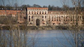 Zabytkowy Spichlerz nad Narwią
