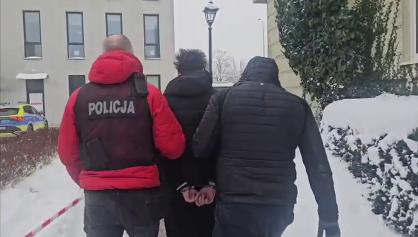 Policjanci zatrzymali sprawców napaści na 17-latka