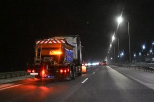 Pługoposypywarka na trasie S7