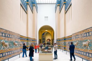 Motywy drzew i liści ukazują matematyczne myślenie starożytnych rolników