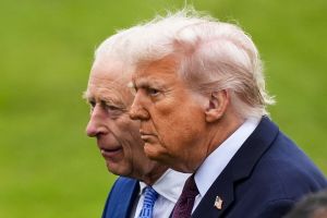Karol III, Donald Trump