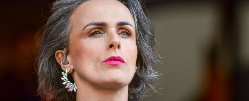 Córka legendy PRL-u jest malarką. Nie uwierzysz, ile kosztują jej obrazy