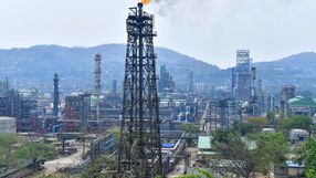 Rafineria Indian Oil Corporation w Guwahati