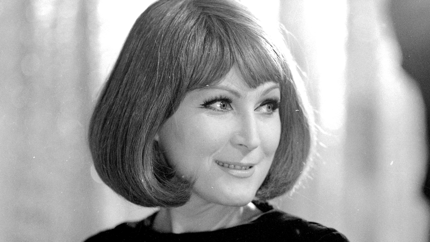 Irena Santor