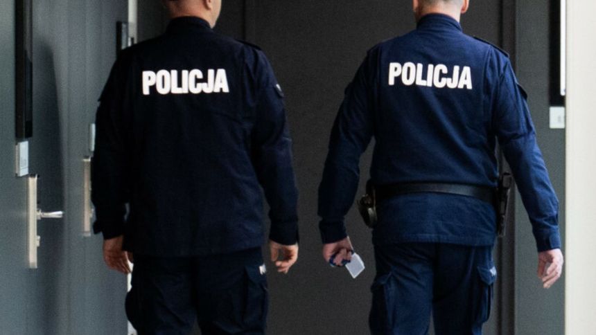policjanci