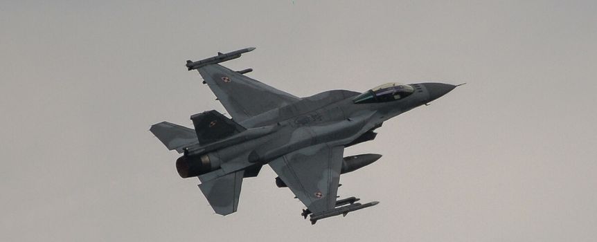 f 16