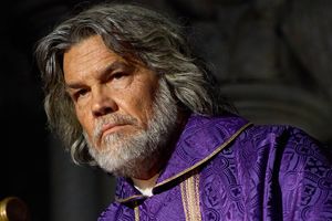 "Zywy czy martwy: Film z serii 'Na noże'"