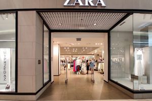 UOKiK stawia zarzuty spółkom Bolt, Tchibo i Zara