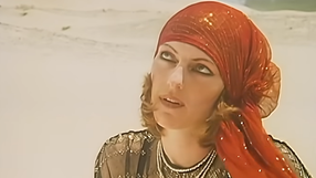 Kadr z teledysku "Down Under"