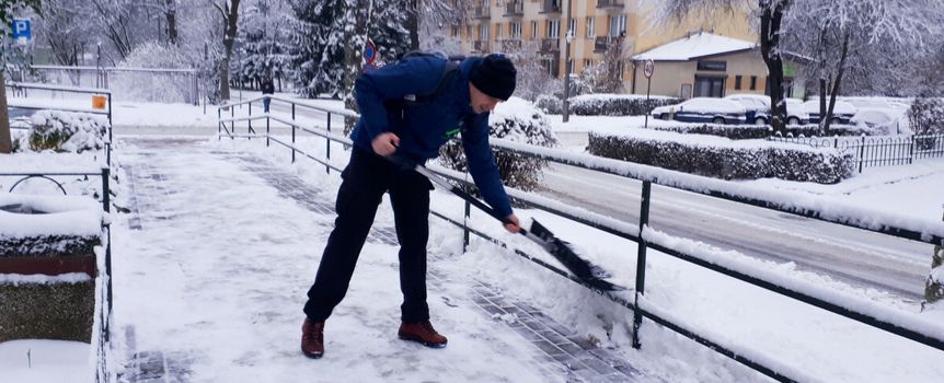 Pracownicy fizyczni mają zapewnione specjalne przywileje w okresie zimowym