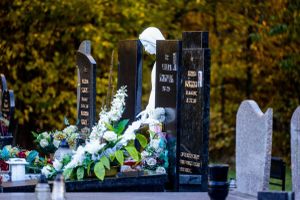 Ile kosztuje pogrzeb w dużym mieście? Wzrost zasiłku pogrzebowego spowoduje podwyżki