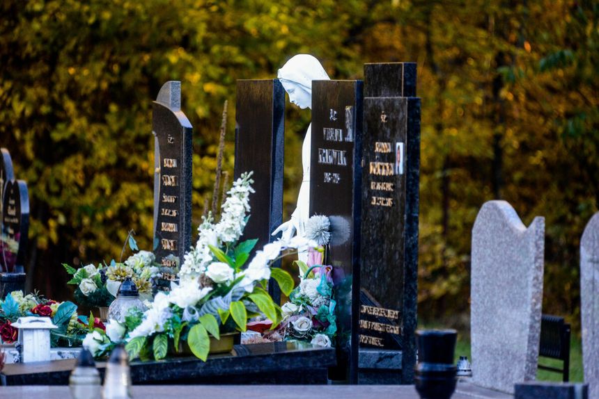 Ile kosztuje pogrzeb w dużym mieście? Wzrost zasiłku pogrzebowego spowoduje podwyżki